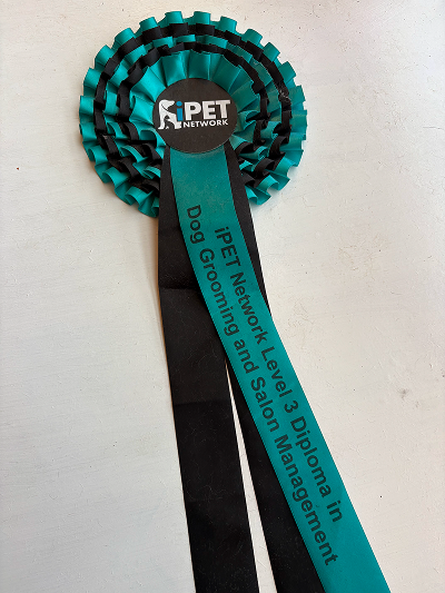 Top Dog Grooming's Level 3 Diploma Qualification Badge in Dog Grooming